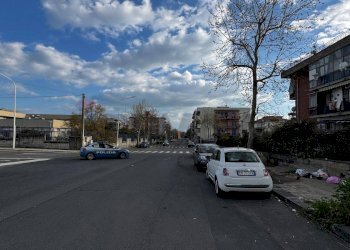 Edificio all\'aperto - Attic VIA EUGENIO BARSANTI
 
35, Catania - photo 18