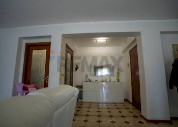 Hall / corridoio - Quadrilocale Via Antonio D'Agata
 
6, Catania - foto 9