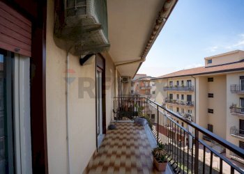 Balcone - Quadrilocale Via Antonio D'Agata
 
6, Catania - foto 24