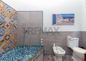 Bagno - Three-room apartment SP2/I-II
 
339, Riposto - photo 17