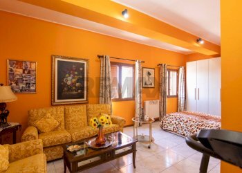 Soggiorno - Semi-detached house Via Toledo
 
63/A, Catania - photo 1