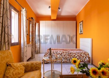 Soggiorno - Semi-detached house Via Toledo
 
63/A, Catania - photo 6