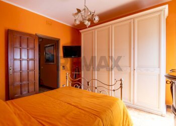 Camera / camera da letto - Semi-detached house Via Toledo
 
63/A, Catania - photo 8