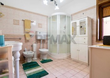 Bagno - Semi-detached house Via Toledo
 
63/A, Catania - photo 10