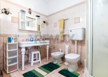 Bagno - Semi-detached house Via Toledo
 
63/A, Catania - photo 11