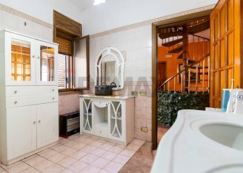 Bagno - Semi-detached house Via Toledo
 
63/A, Catania - photo 22
