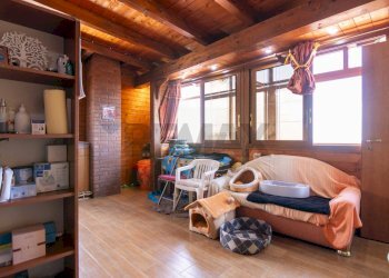 Soggiorno - Semi-detached house Via Toledo
 
63/A, Catania - photo 28