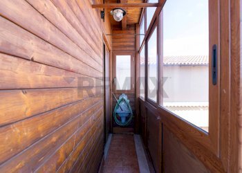 Hall / corridoio - Semi-detached house Via Toledo
 
63/A, Catania - photo 32