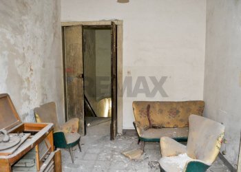 Soggiorno - Casa indipendente via Umberto
 
76, Piedimonte Etneo - foto 24