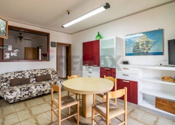 Sala da pranzo - Residence Via Spiaggia
 
201, Mascali - foto 5