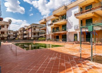 Edificio all\'aperto - Residence Via Spiaggia
 
201, Mascali - foto 24