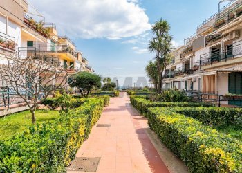 Edificio all\'aperto - Residence Via Spiaggia
 
201, Mascali - foto 26