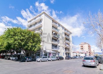 Edificio all\'aperto - Apartment Via Eugenio Barsanti
 
3, Catania - photo 1