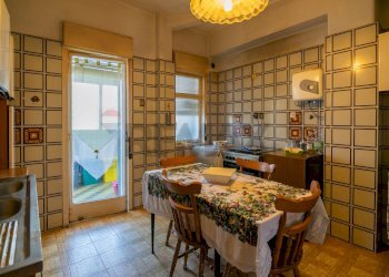 Sala da pranzo - Apartment Via Eugenio Barsanti
 
3, Catania - photo 13