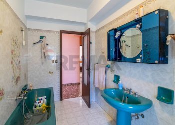 Bagno - Apartment Via Eugenio Barsanti
 
3, Catania - photo 17