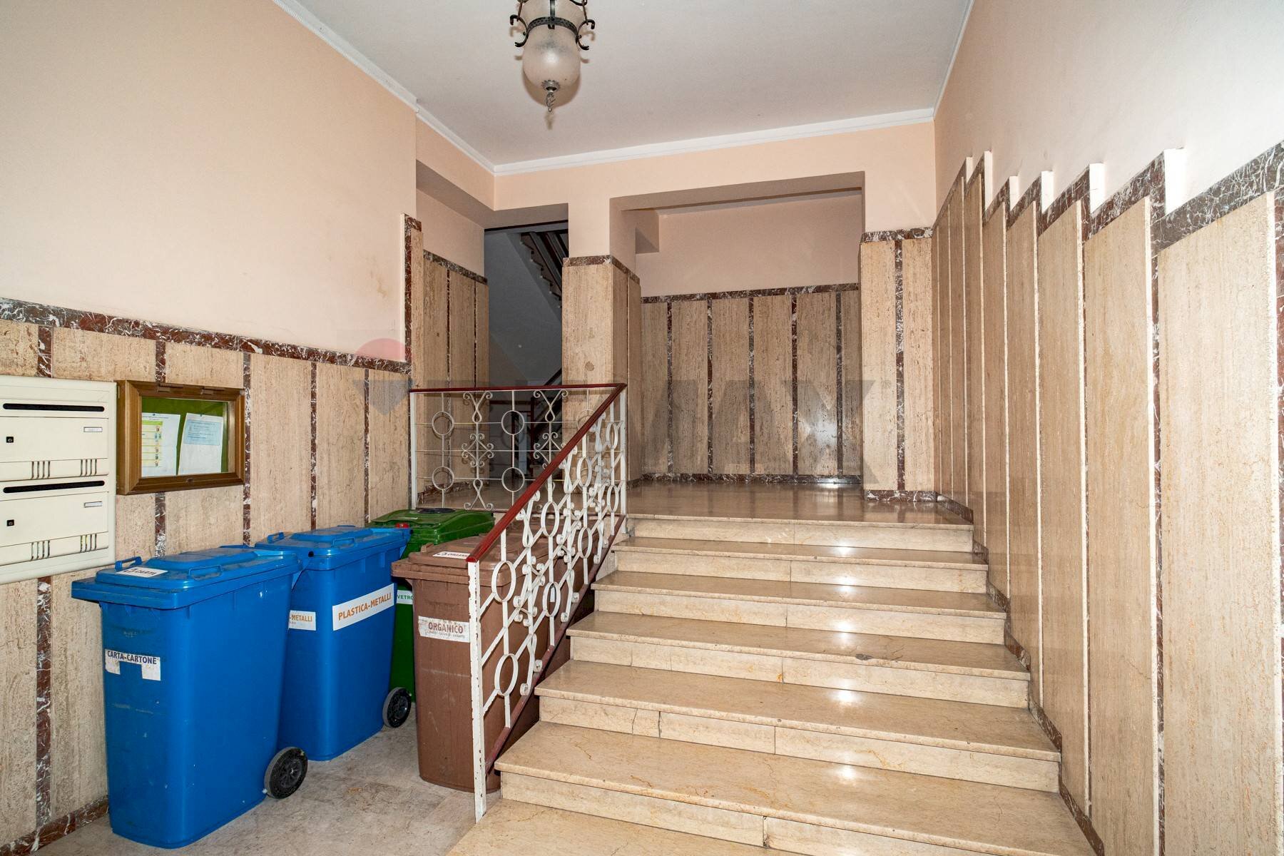 Ricezione / Lobby - Appartamento Via Dante Alighieri
 
5, Caltagirone - foto 3
