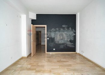 Stanza vuota - Appartamento Via Dante Alighieri
 
5, Caltagirone - foto 8