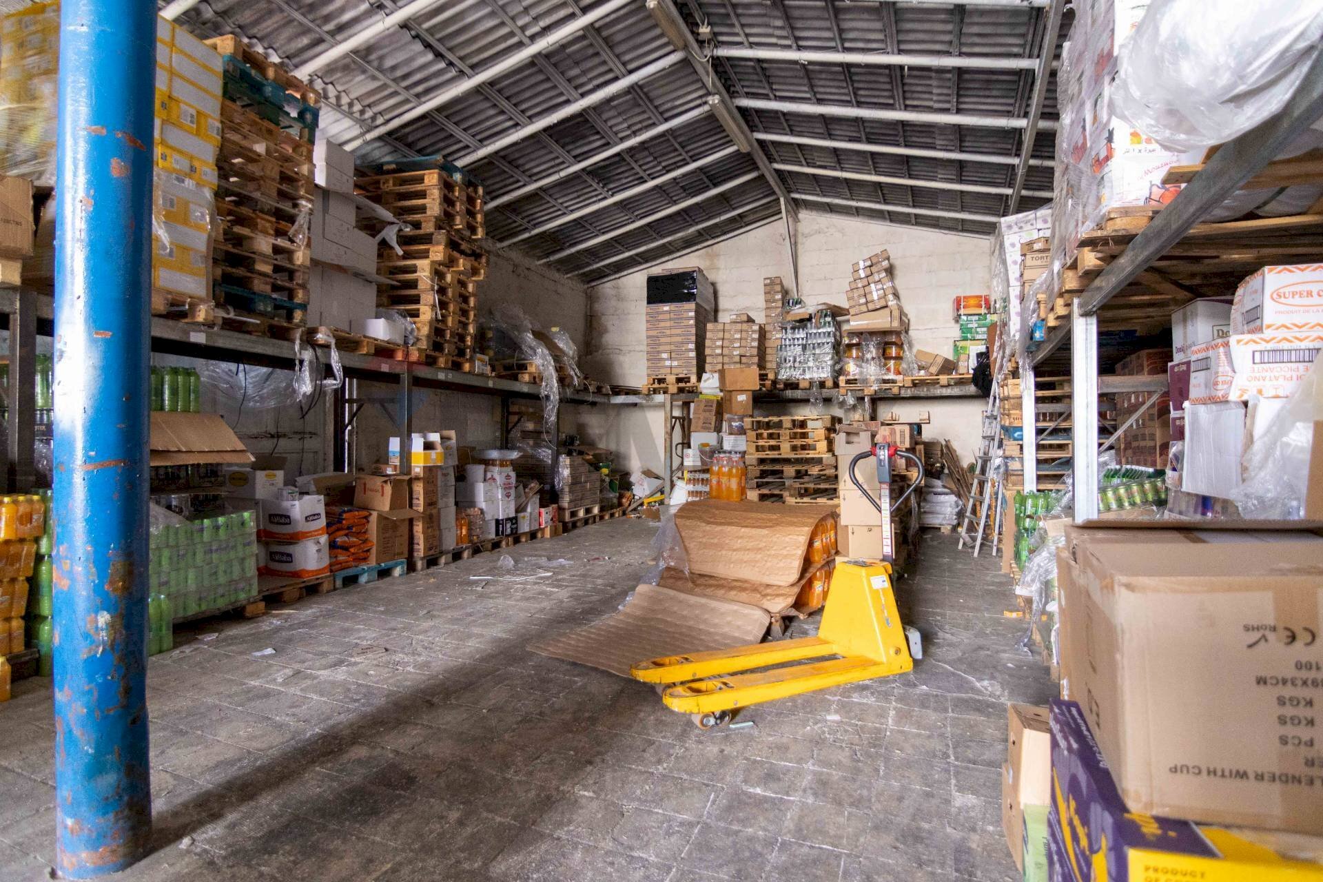 Dispensa di stoccaggio - Magazzino Via Toledo
63/B, Catania - foto 3