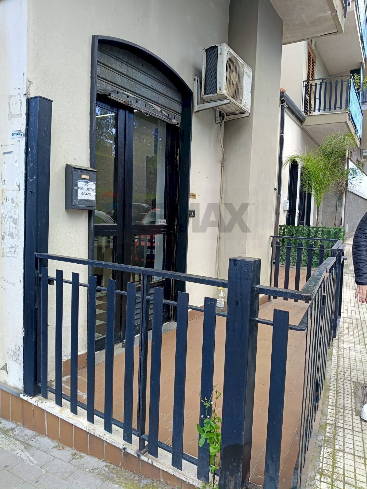 Casa all\'aperto - Shop Via Paolo Vasta
 
219, Acireale - photo 2