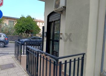 Balcone - Shop Via Paolo Vasta
 
219, Acireale - photo 6