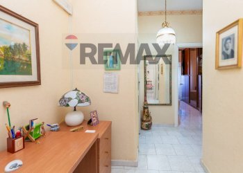 Hall / corridoio - Apartment largo calabria
 
52, Catania - photo 4