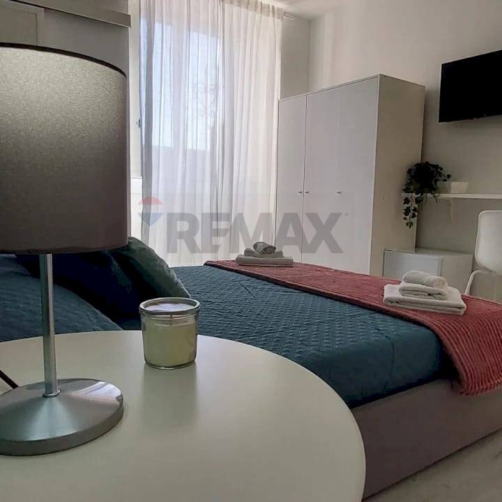 Camera / camera da letto - Commercial Activity Via Sisto
 
52, Catania - photo 1