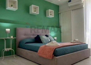 Camera / camera da letto - Attività Commerciale Via Sisto
 
52, Catania - foto 13