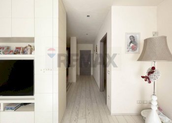 Hall / corridoio - Villa Lamporecchio - foto 21