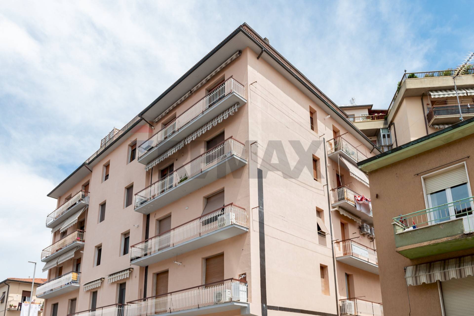 Edificio all\'aperto - Attico via trieste
 
107, San Giovanni Valdarno - foto 3