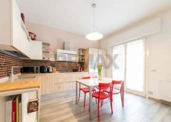 Cucina - Four-room apartment VIA DELLA COSTITUZIONE
 
64, San Giovanni Valdarno - photo 8