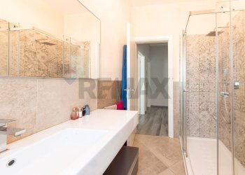 Bagno - Four-room apartment VIA DELLA COSTITUZIONE
 
64, San Giovanni Valdarno - photo 21