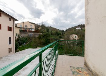 Balcone - Four-room apartment Piazza della Repubblica
 
1, Figline e Incisa Valdarno - photo 22