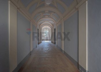Hall / corridoio - Apartment Corso Giacomo Leopardi
 
42, Cupramontana - photo 3