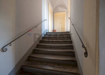 Scale - Apartment Corso Giacomo Leopardi
 
42, Cupramontana - photo 4