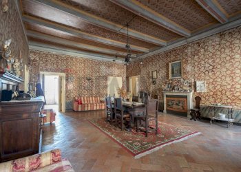 Sala da pranzo - Apartment Corso Giacomo Leopardi
 
42, Cupramontana - photo 8