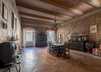 Sala da pranzo - Apartment Corso Giacomo Leopardi
 
42, Cupramontana - photo 9