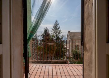 Balcone - Apartment Corso Giacomo Leopardi
 
42, Cupramontana - photo 24