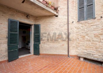 Terrazza - Apartment Corso Giacomo Leopardi
 
42, Cupramontana - photo 30