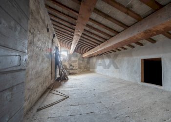 Stanza vuota - Apartment Corso Giacomo Leopardi
 
42, Cupramontana - photo 38