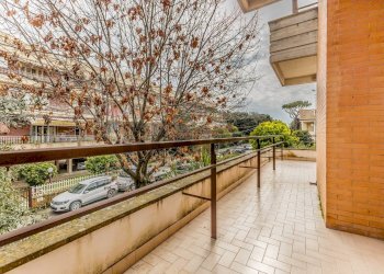 Balcone - Villa Via Giovanni Battista Sacchetti
 
13, Roma - foto 23