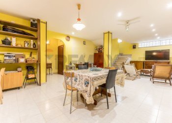 Sala da pranzo - Villa Via Giovanni Battista Sacchetti
 
13, Roma - foto 28