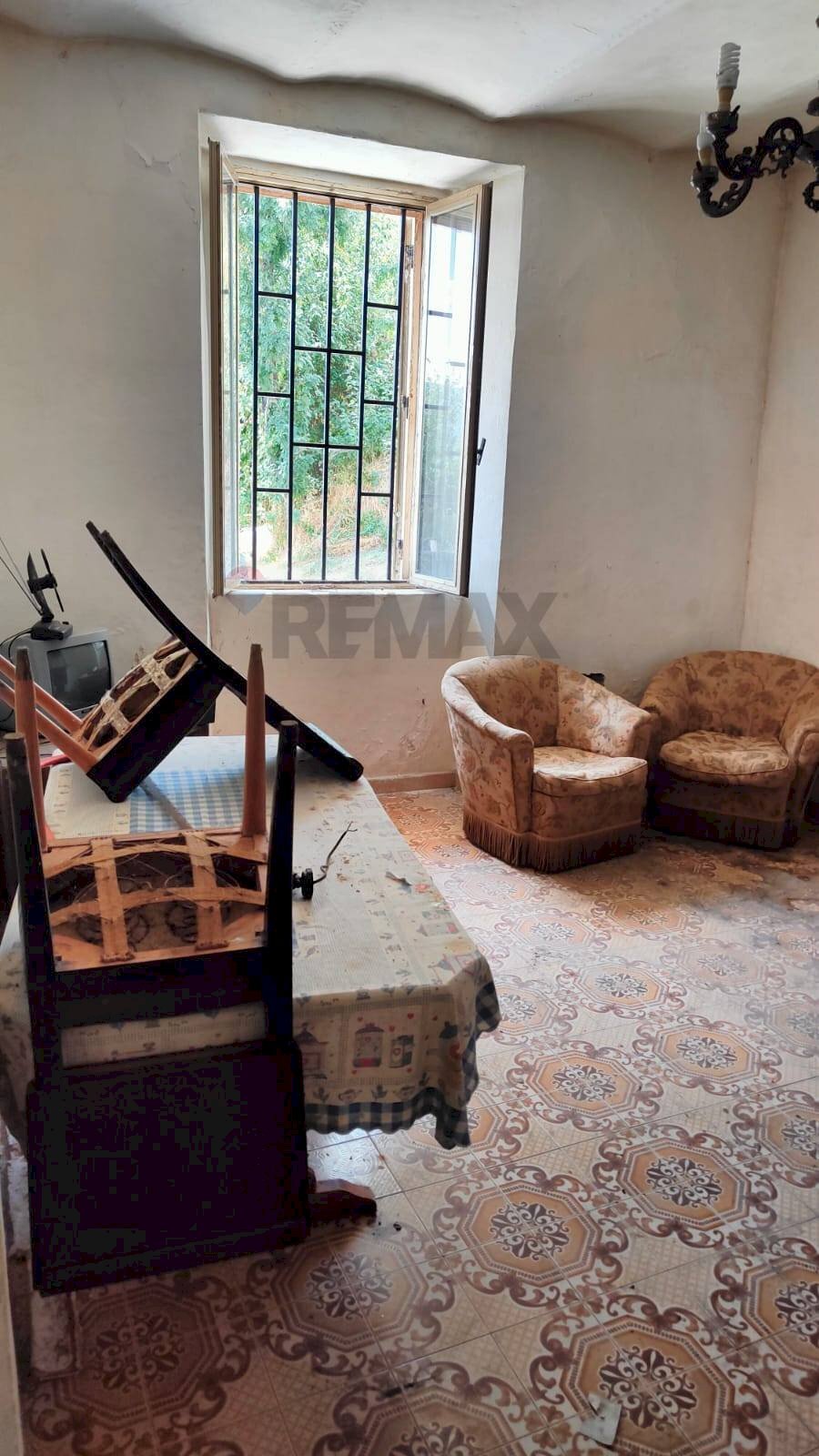 Soggiorno - Appartamento via Aia Grande, Gagliano Aterno - foto 2