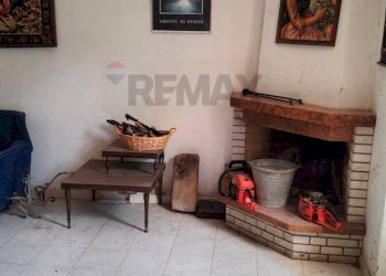 Soggiorno - Appartamento via Aia Grande, Gagliano Aterno - foto 1