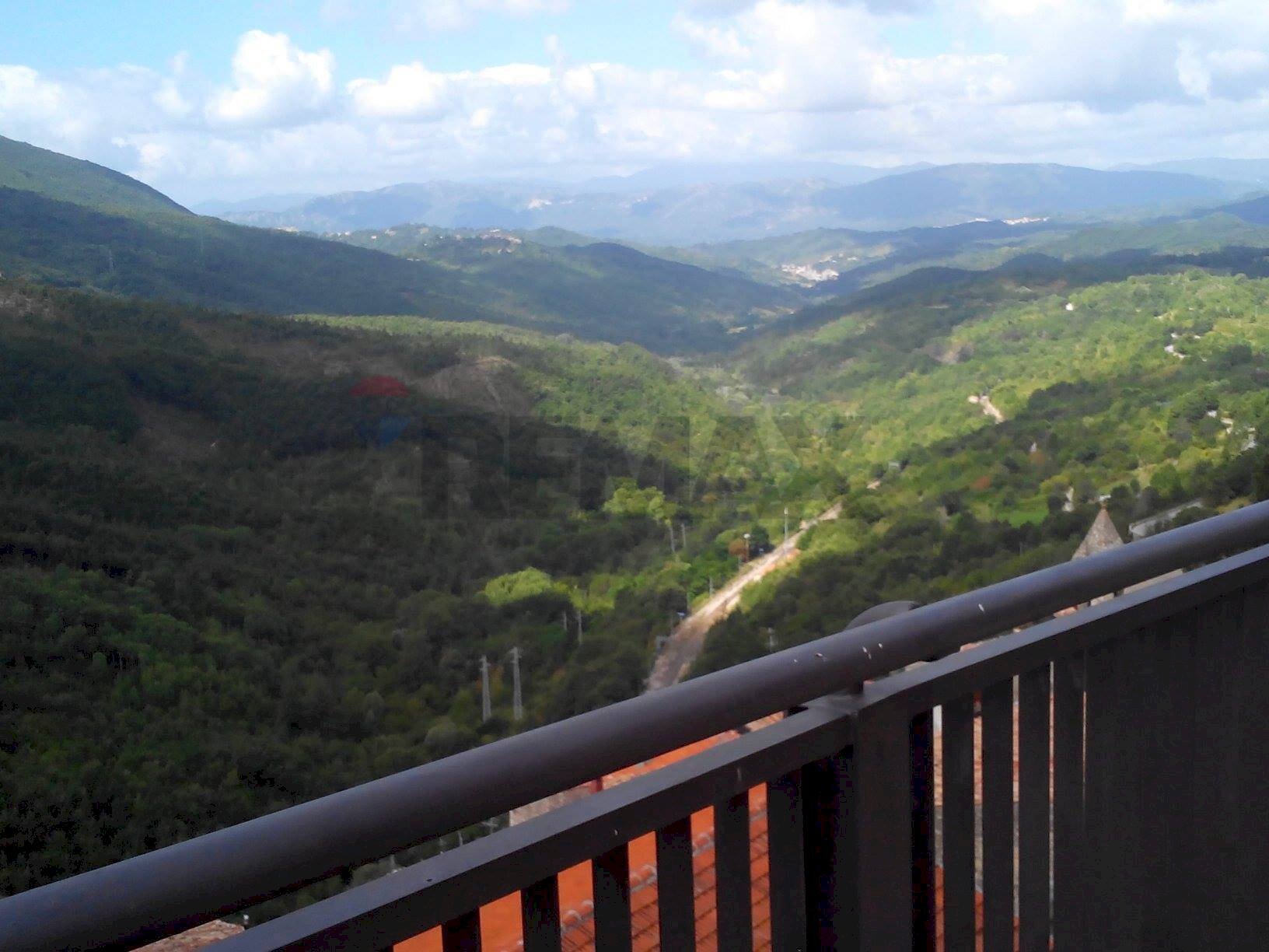 Vista delle montagne - Quadrilocale VIA DELLA VILLETTA, Carsoli - foto 1