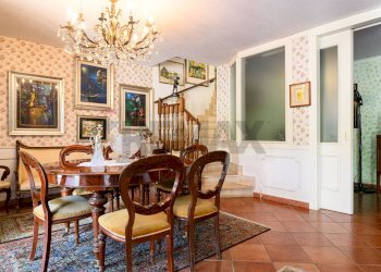 Sala da pranzo - Casa semi indipendente VIA DI COLLEVERDE
 
47, Castelnuovo di Porto - foto 25