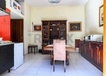 Sala da pranzo - Casa semi indipendente VIA DI COLLEVERDE
 
47, Castelnuovo di Porto - foto 56