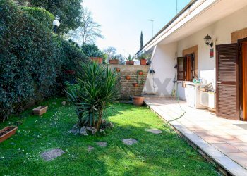 Giardino - Casa semi indipendente VIA DI COLLEVERDE
 
47, Castelnuovo di Porto - foto 63