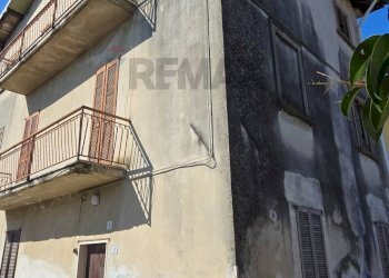Edificio all\'aperto - Rustico Via Ostizza
 
9, Montevecchia - foto 5