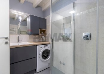 Bagno - Casa semi indipendente via dei mille
 
58, Barzanò - foto 12