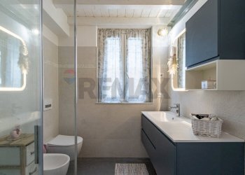 Bagno - Casa semi indipendente via dei mille
 
58, Barzanò - foto 16